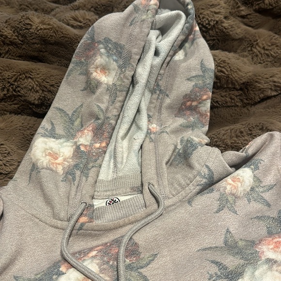 On The Byas Floral Print Light Weight Sweatshirt Hoodie Women's S - Picture 3 of 4